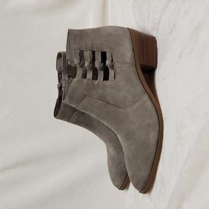 Sole Society Nianya suede boots